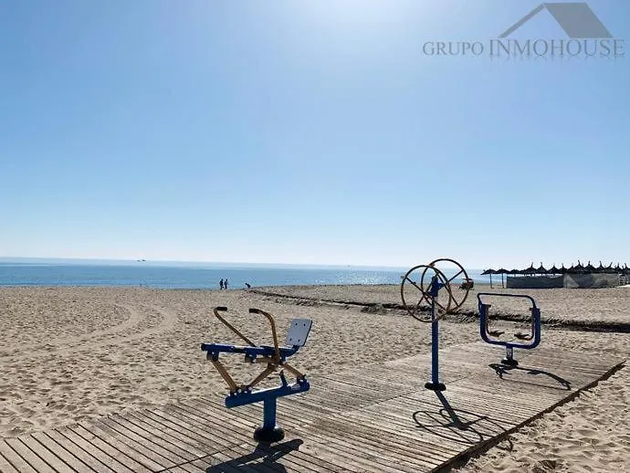 דירות פואנגירולה Beachfront With Sea Views And Pool